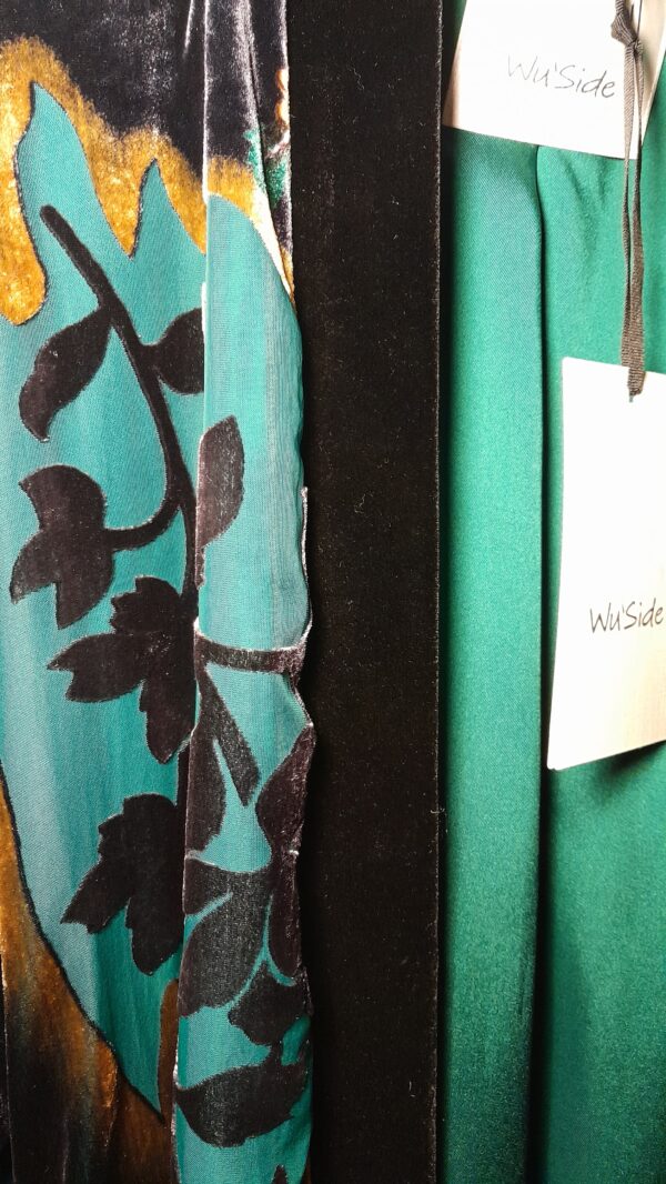 Kimono Wu'Side
corto velluto verde jacquard fiori - immagine 3